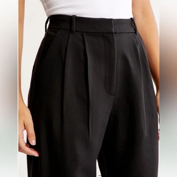 Abercrombie | Curve Love A&F Sloane Tailored Wide Leg Pants in Black - Picture 5 of 13